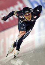 모태범이 9일(한국시간) 독일 베를린에서 열린 2013-2014 국제빙상경기연맹(ISU) 월드컵 4차 대회 남자 500ｍ 디비전A(1부리그) 2차 레이스에서 역주하고 있다. 연합