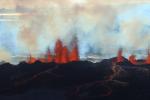 화산 활동과 관련 2단계 주황색 경보가 계속 발효중인 아이슬란드 동부 바우르다르붕카 화산 북사면에서 2일(현지시간) 60m 높이까지 용암이 분출하고 있다. 연합