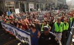 미국 샌프란시스코에서 24일(현지시간) 수천명의 낙태반대론자들이 ‘생명을 위한 행진’을 하고 있다. 연합